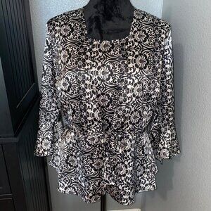 Kim Rogers Signature Blouse Womens Medium Black Floral Bell Sleeves Satin Peplum